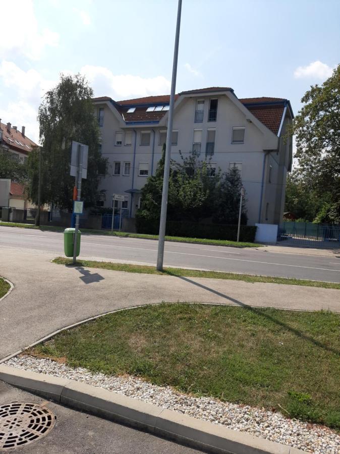 Napko Apartman Sopron Exteriör bild